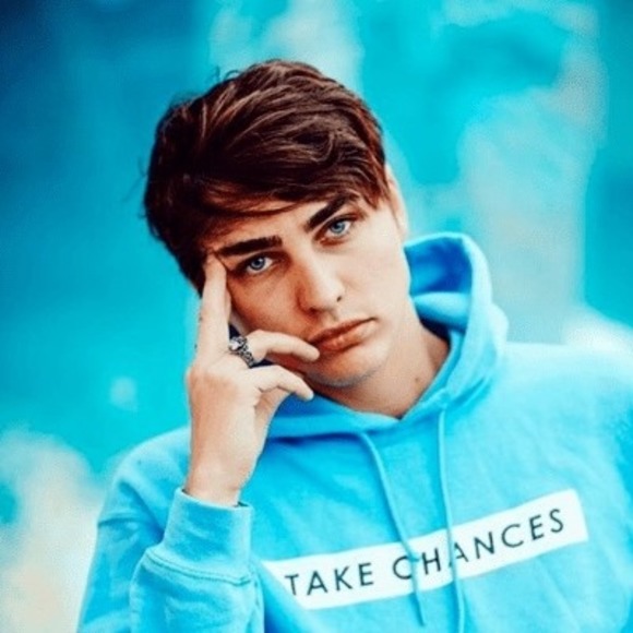 Meet your Posher, Colby - Picture 1 of 1